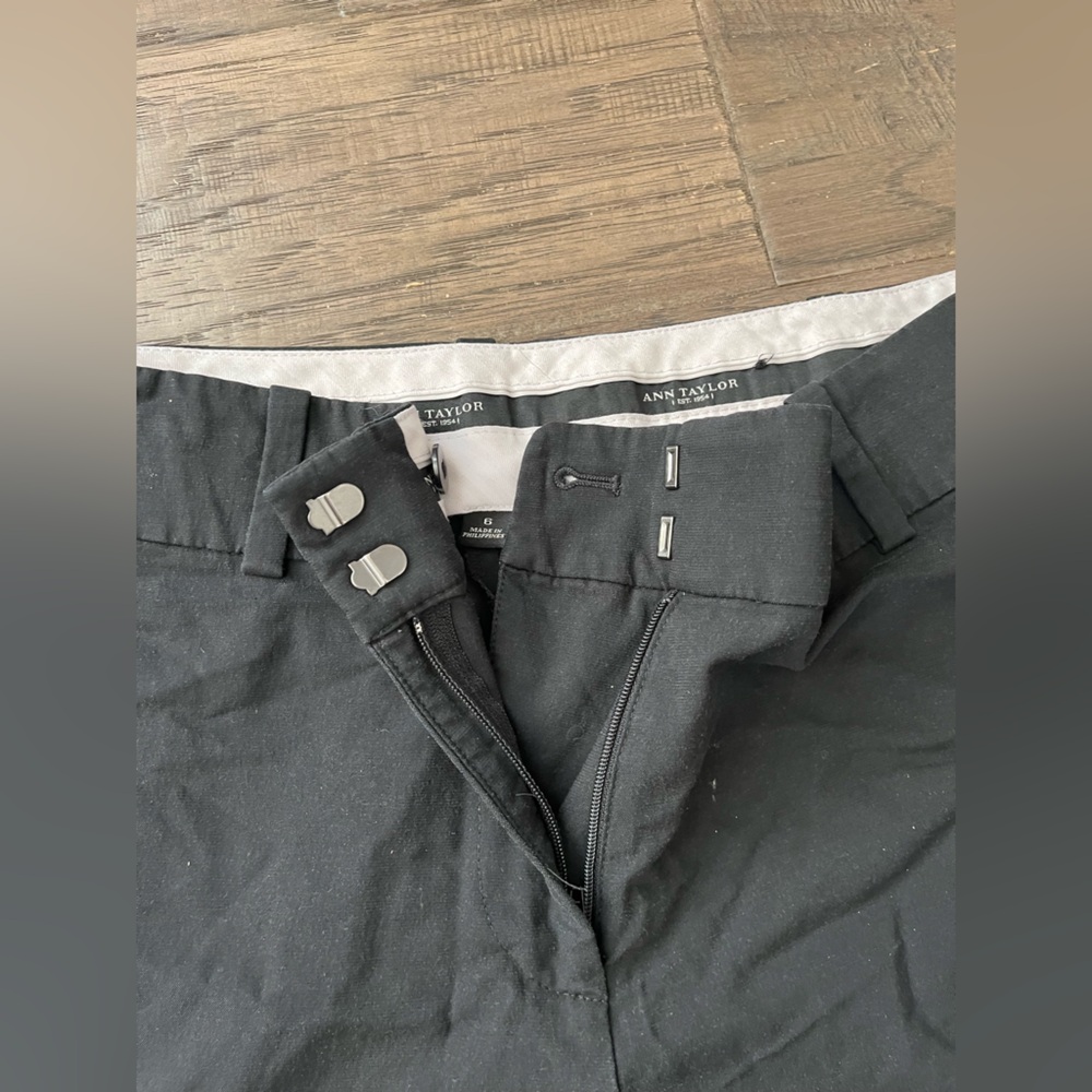 Ann Taylor Women’s Black Trousers- Straight Leg - Picture 3 of 7